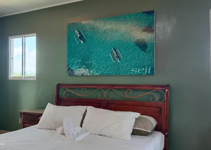Cliff Syde 2br Whole Floor, Balcony And Seaviews * Pooc