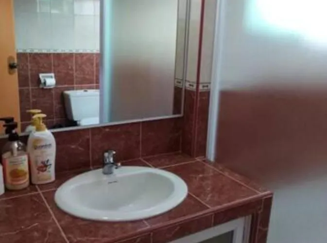 Cliff Syde 2br Whole Floor, Balcony And Seaviews Lodge *