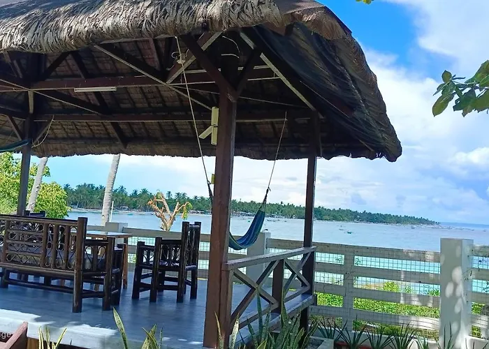 Cliff Syde 2br Whole Floor, Balcony And Seaviews * Pooc